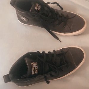 Converse All ⭐️ Star Shoes (only worn once)